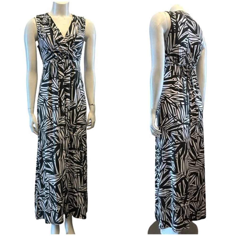 Mario Serrani Olive Green And Cream Geometric Maxi Dress